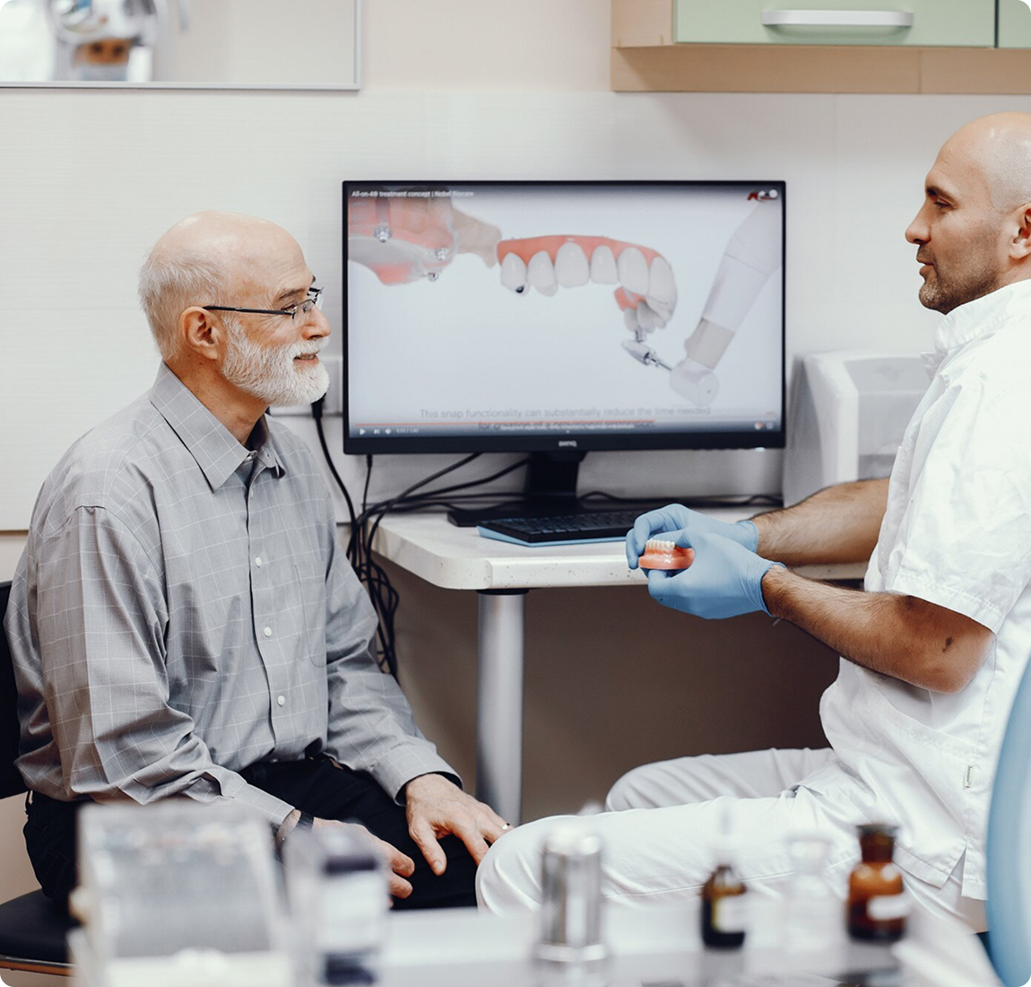 Имплантация зубов в рассрочку