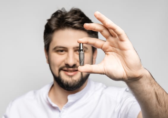 Дентальные имплантаты MegaGen: возвращение уверенной улыбки с корейской точностью